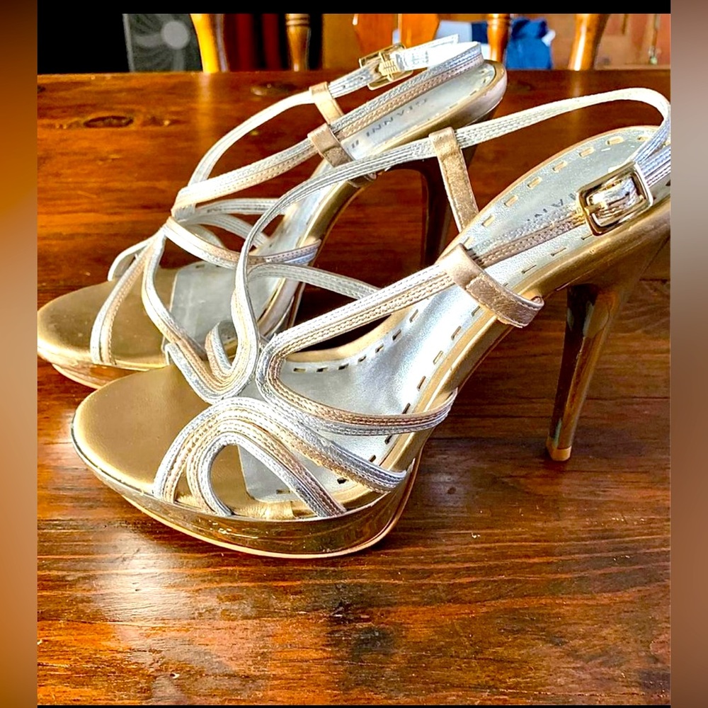 Gianni Bini Heels Size 7!!